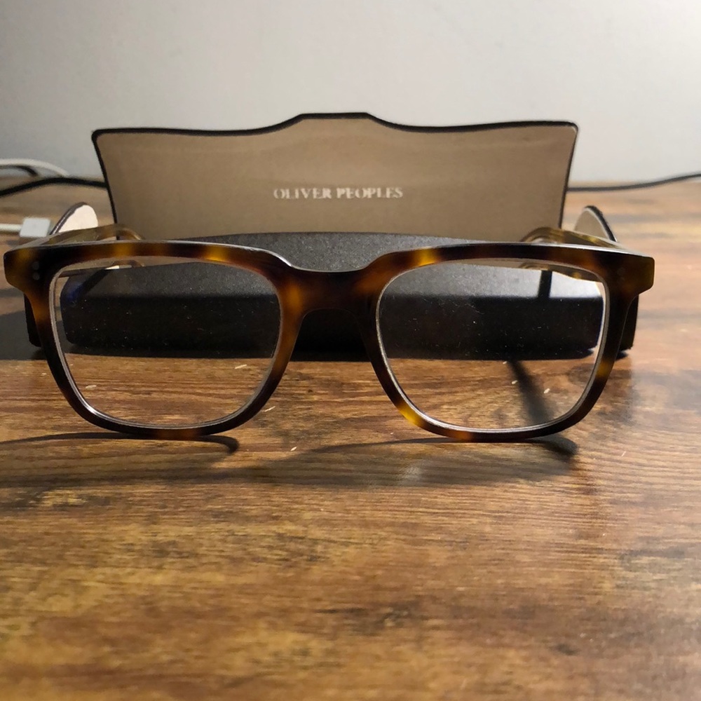 COPY - Oliver Peoples